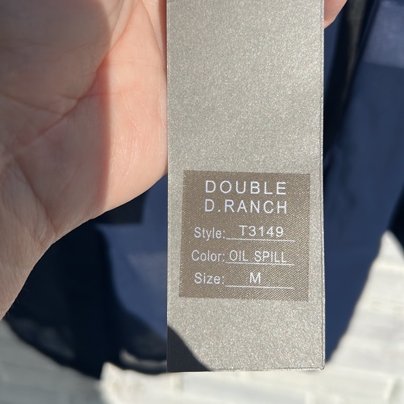 Double D Ranch button down blouse - Picture 3 of 8